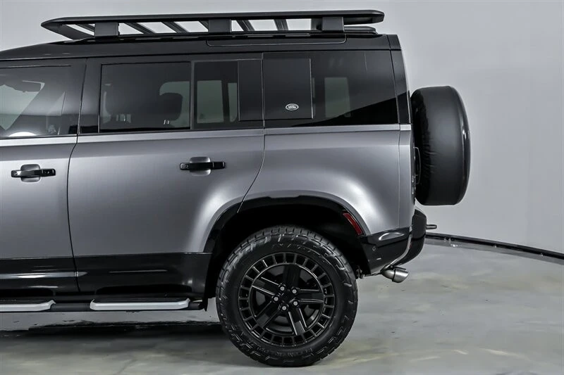 2022 Land Rover Defender L663 - Image 9 of 21