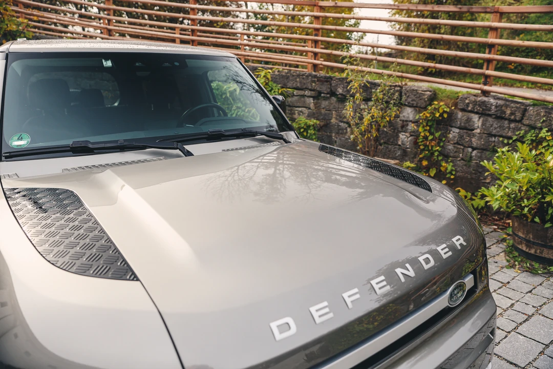 2022 Land Rover Defender L663 - Image 19 of 31