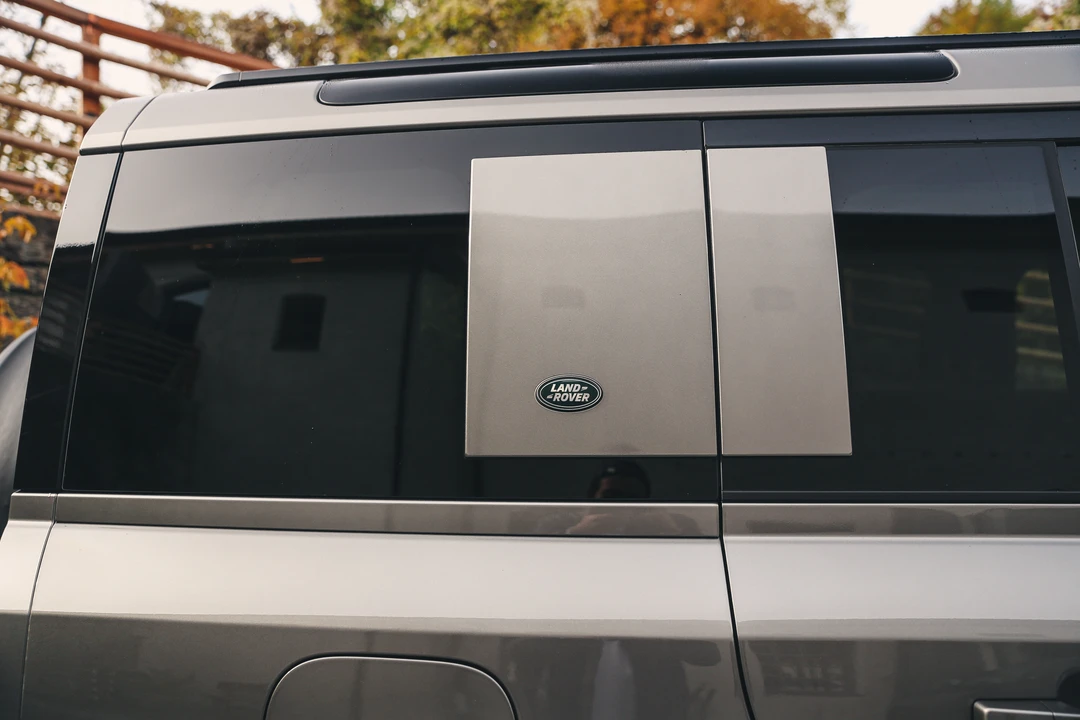 2022 Land Rover Defender L663 - Image 23 of 31