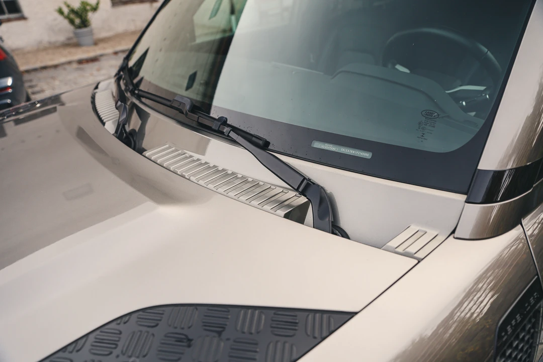 2022 Land Rover Defender L663 - Image 29 of 31