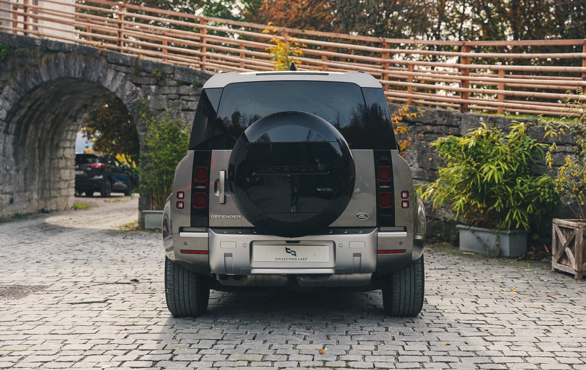 2022 Land Rover Defender L663 - Image 6 of 31