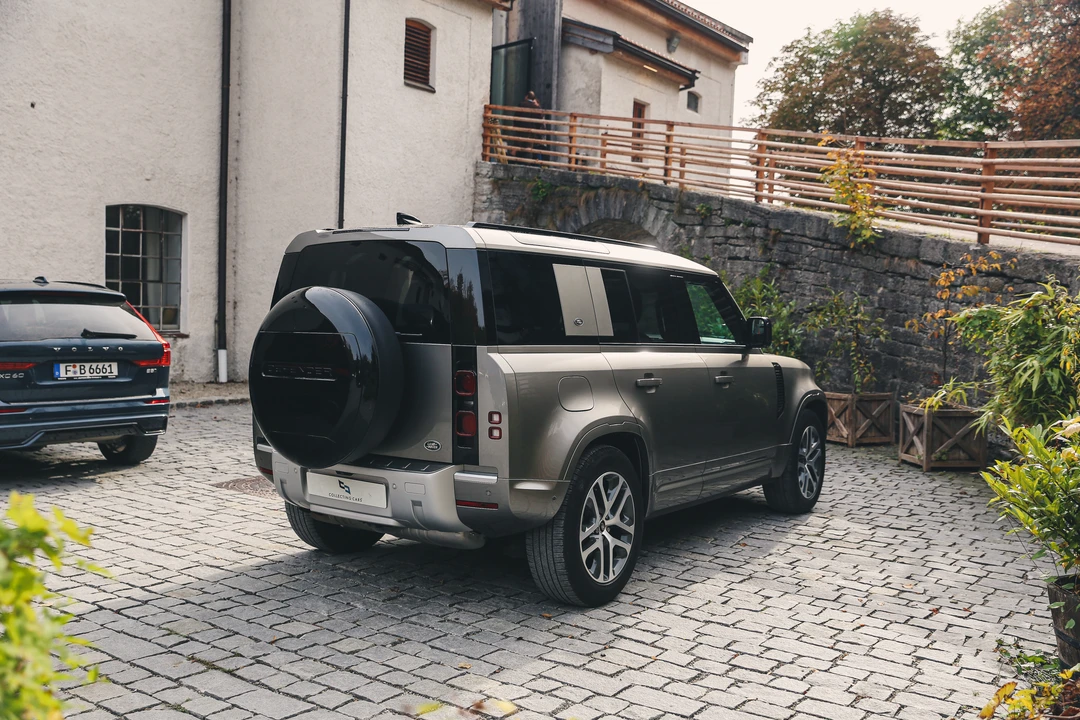 2022 Land Rover Defender L663 - Image 7 of 31