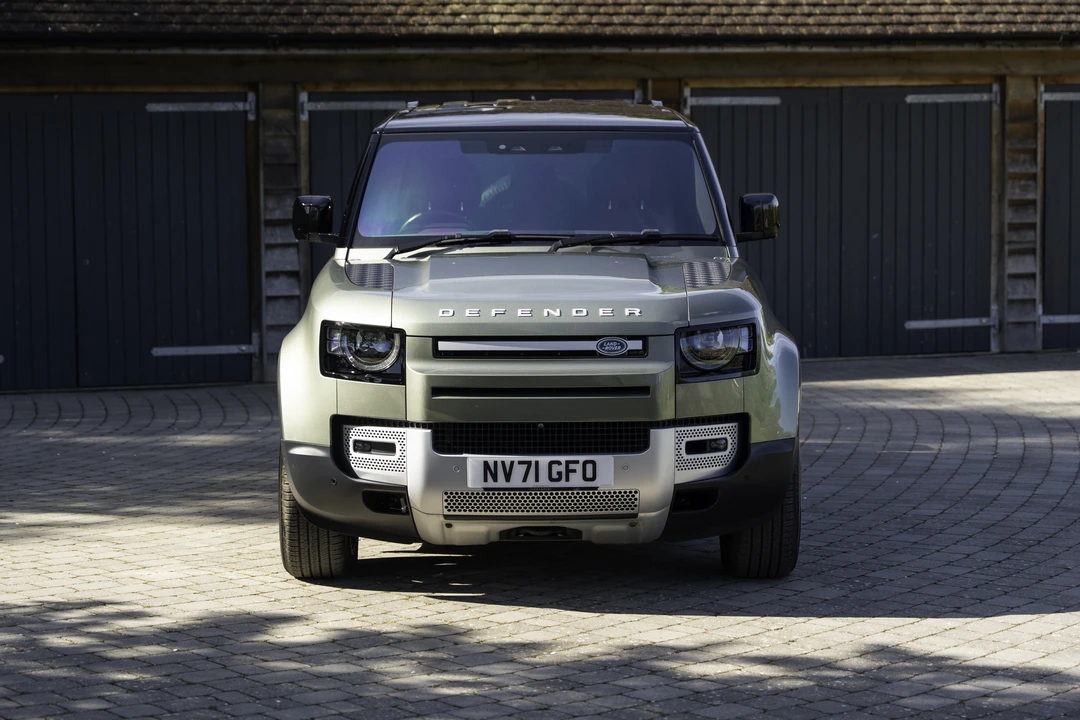 2022 Land Rover Defender L663 - Image 10 of 31