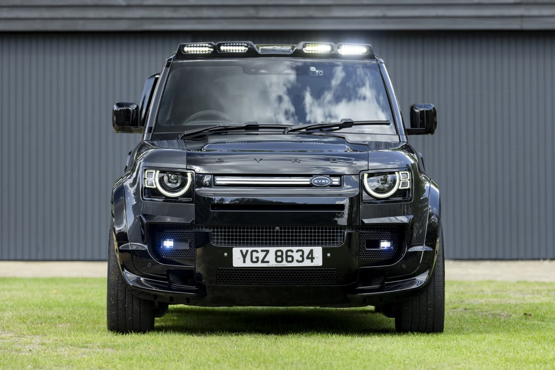 2022 Land Rover Defender L663 - Image 2 of 31