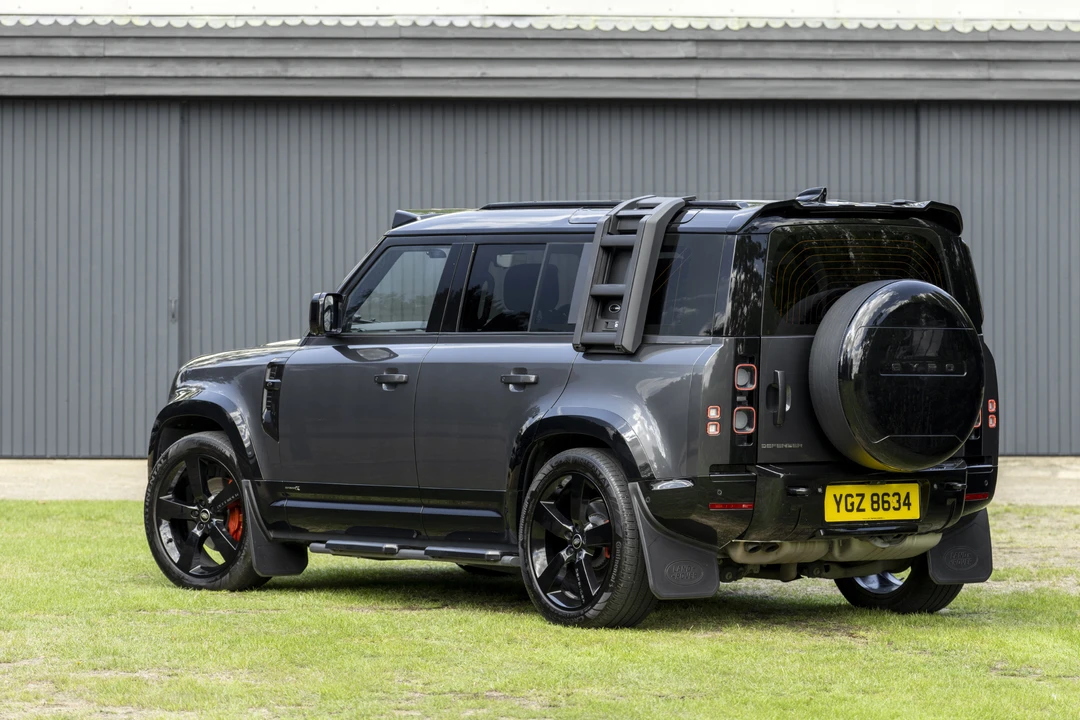 2022 Land Rover Defender L663 - Image 9 of 31