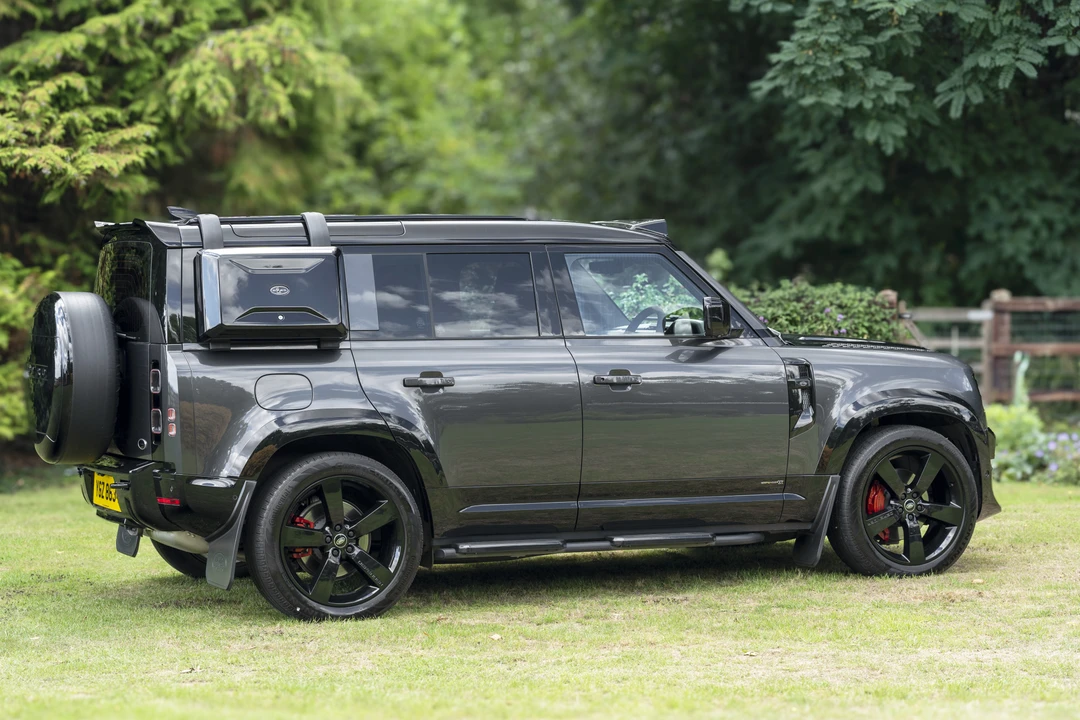 2022 Land Rover Defender L663 - Image 8 of 31