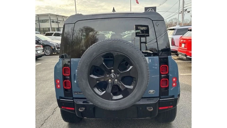 2022 Land Rover Defender L663 - Image 3 of 8