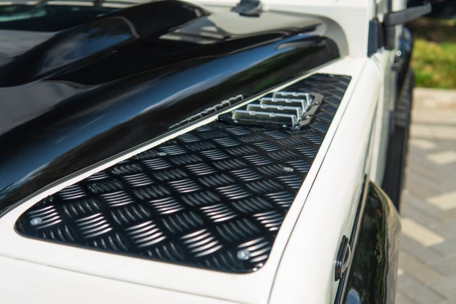 2022 Land Rover Defender L663 - Image 8 of 20