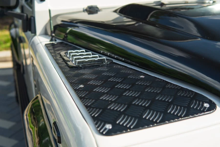 2022 Land Rover Defender L663 - Image 9 of 20