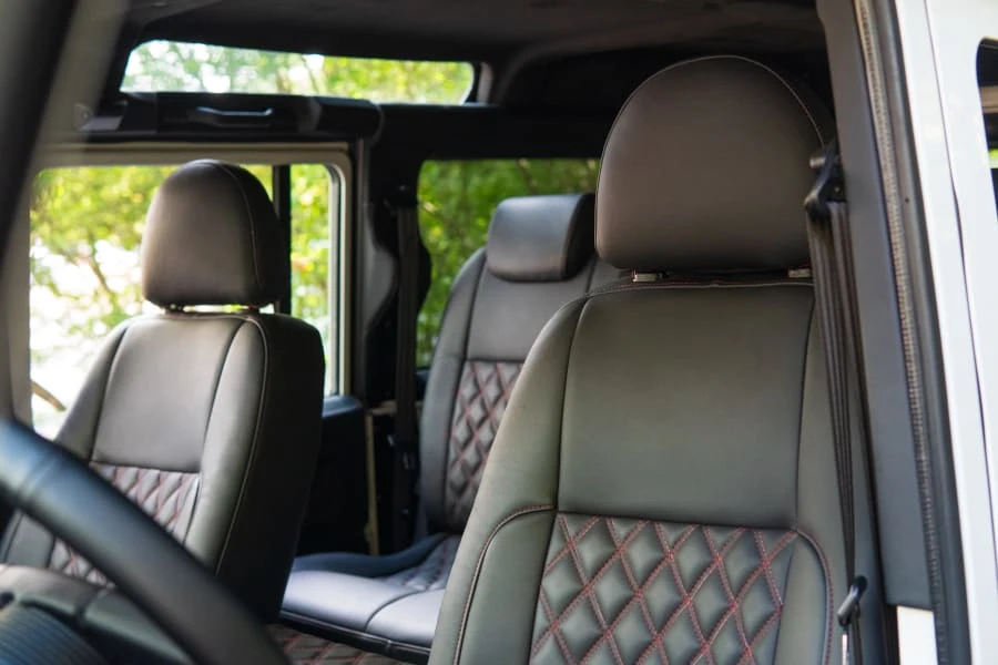 2022 Land Rover Defender L663 - Image 11 of 20