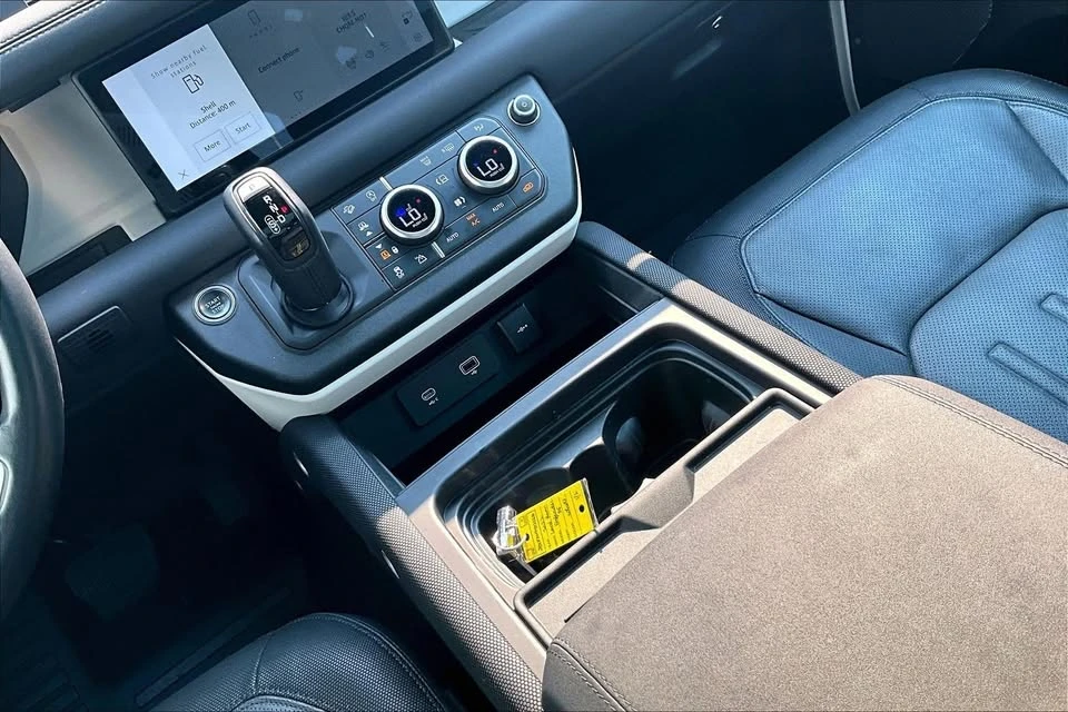 2022 Land Rover Defender L663 - Image 12 of 20