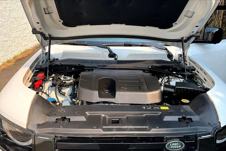 2022 Land Rover Defender L663 - Image 15 of 20