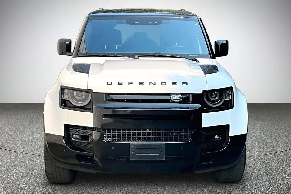 2022 Land Rover Defender L663 - Image 2 of 20