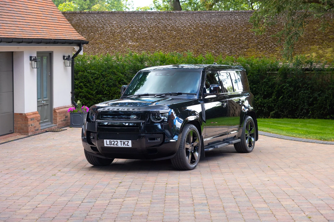 2022 Land Rover Defender L663 - Image 3 of 31