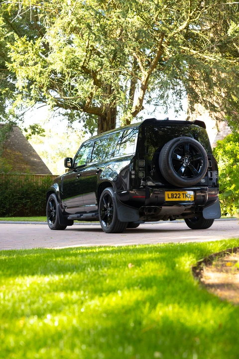 2022 Land Rover Defender L663 - Image 18 of 31