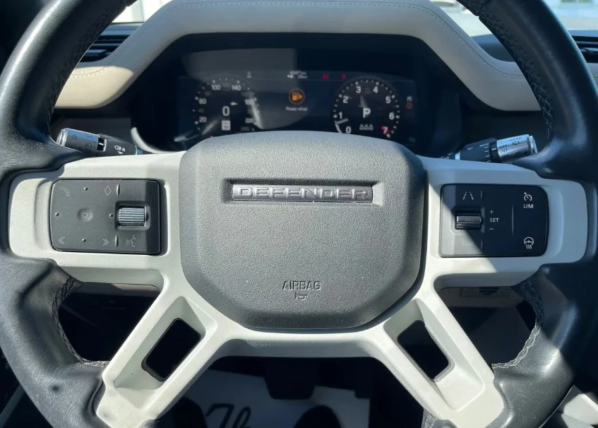 2022 Land Rover Defender L663 - Image 5 of 8
