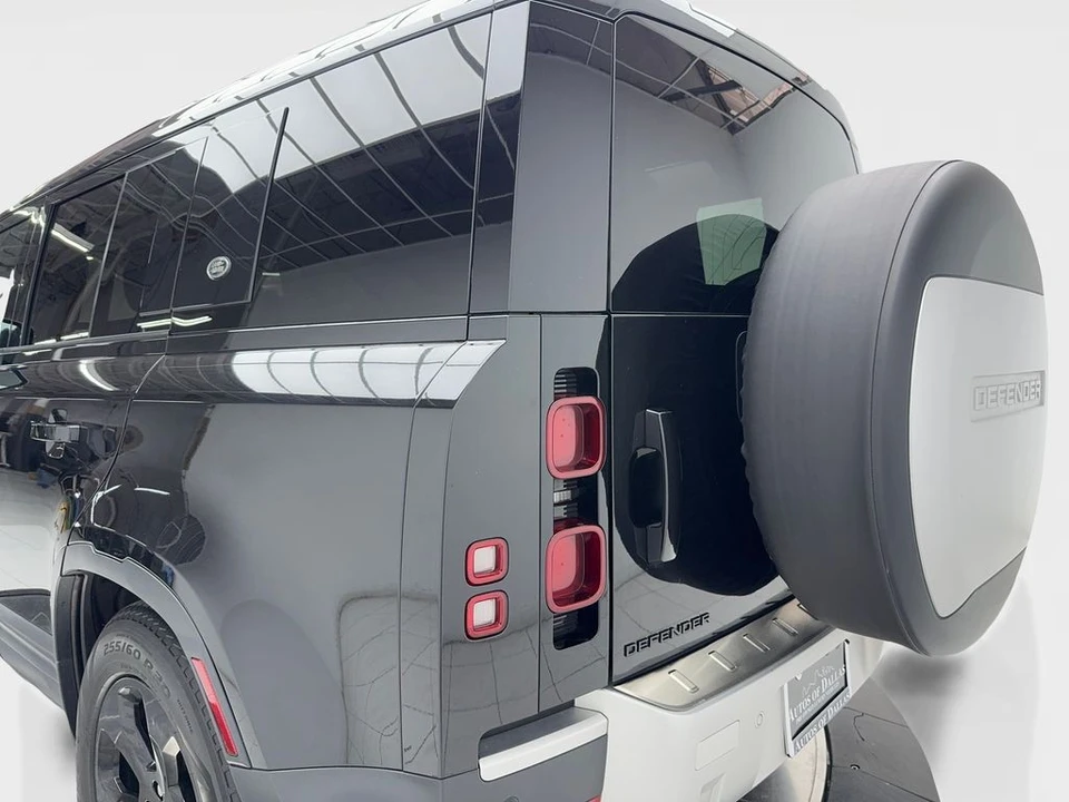 2022 Land Rover Defender L663 - Image 9 of 21