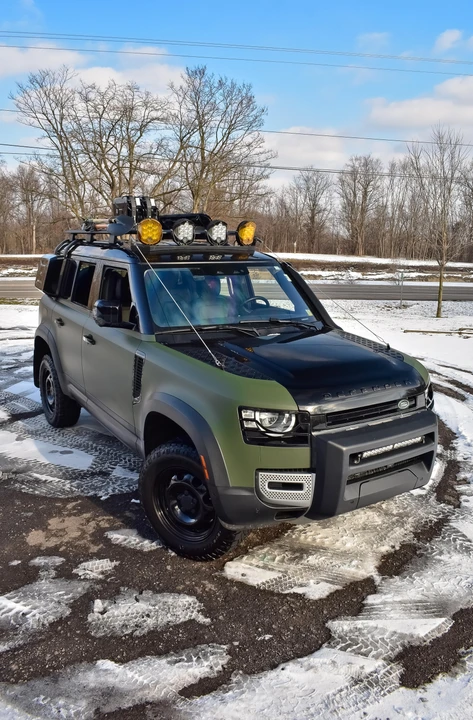 2022 Land Rover Defender L663 - Image 9 of 14