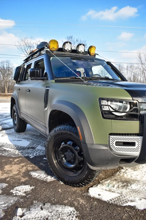 2022 Land Rover Defender L663 - Image 10 of 14