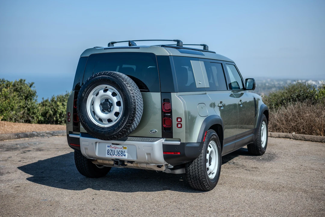 2022 Land Rover Defender L663 - Image 7 of 31