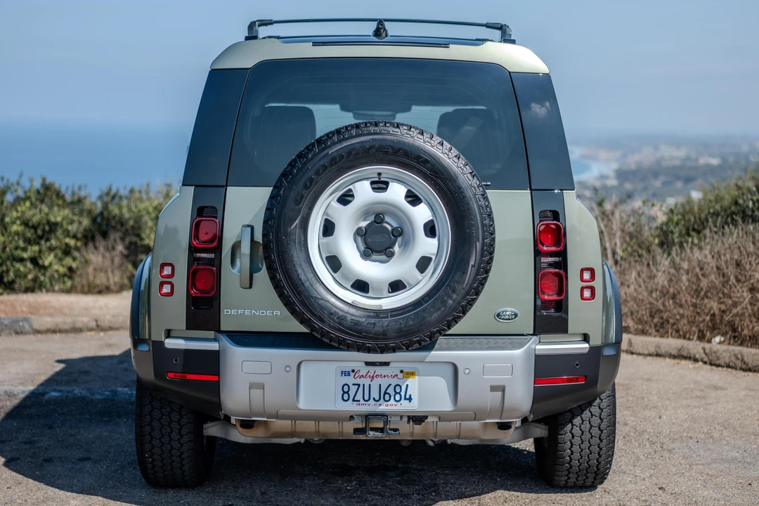 2022 Land Rover Defender L663 - Image 5 of 31