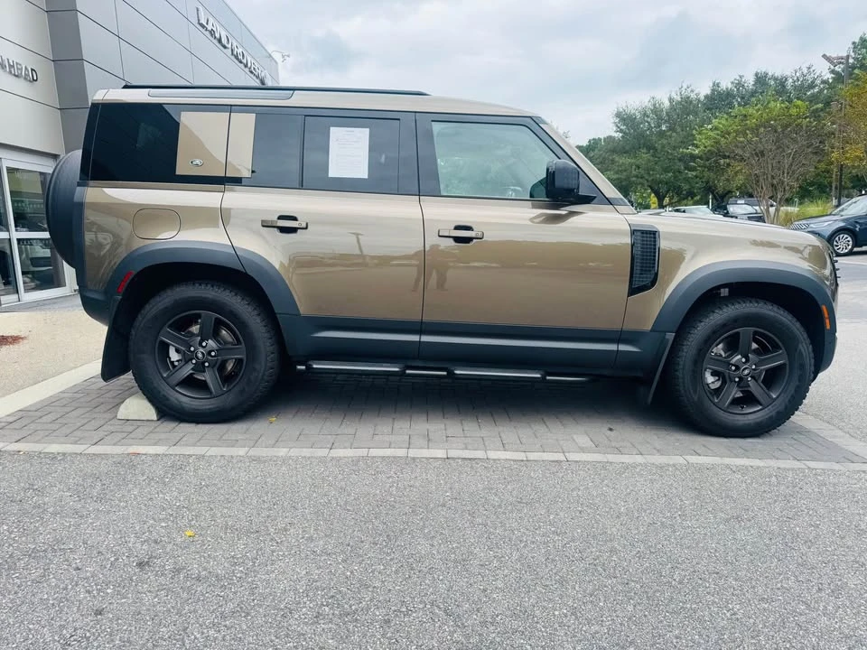 2022 Land Rover Defender L663 - Image 5 of 10