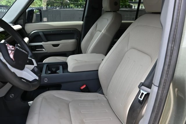 2022 Land Rover Defender L663 - Image 15 of 24