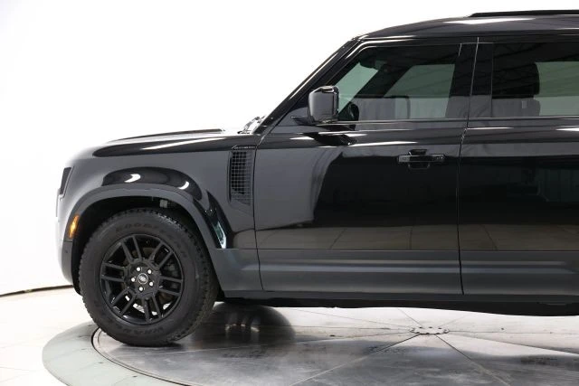 2022 Land Rover Defender L663 - Image 6 of 31