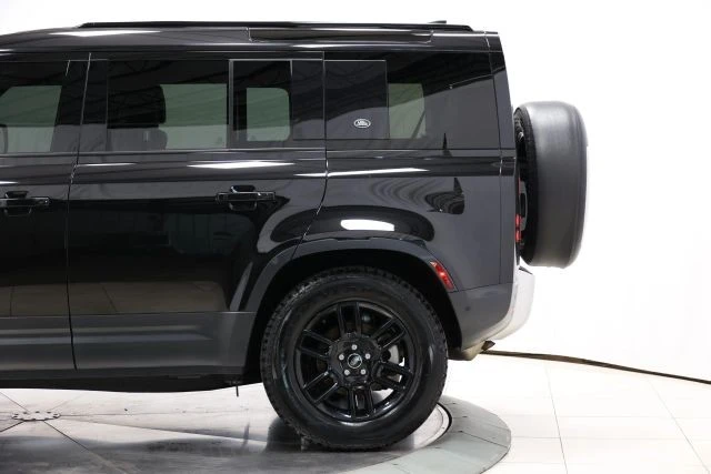 2022 Land Rover Defender L663 - Image 8 of 31