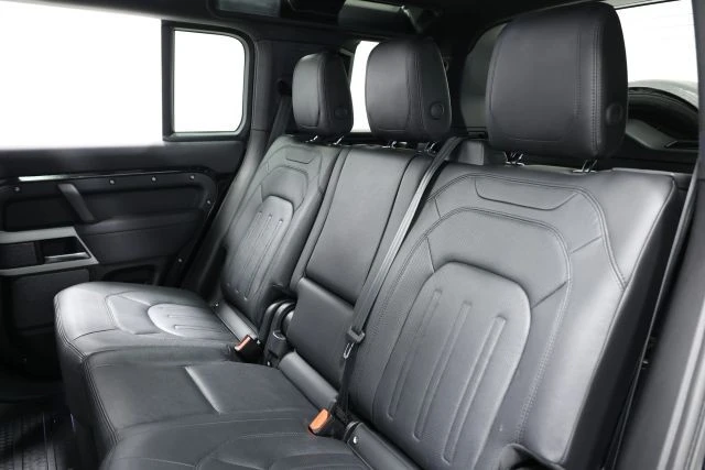 2022 Land Rover Defender L663 - Image 3 of 31