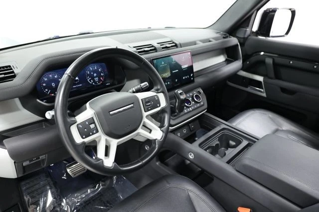 2022 Land Rover Defender L663 - Image 17 of 31