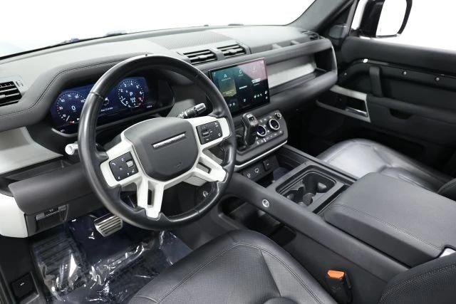2022 Land Rover Defender L663 - Image 2 of 31