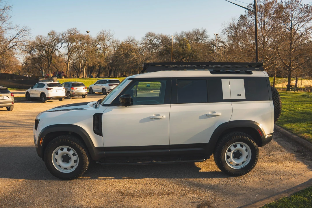 2022 Land Rover Defender L663 - Image 12 of 31