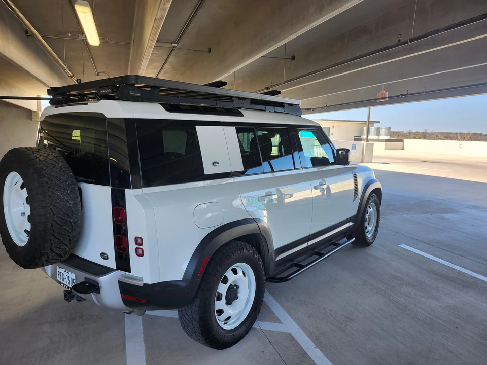 2022 Land Rover Defender L663 - Image 16 of 31