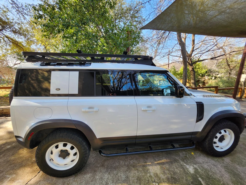2022 Land Rover Defender L663 - Image 17 of 31