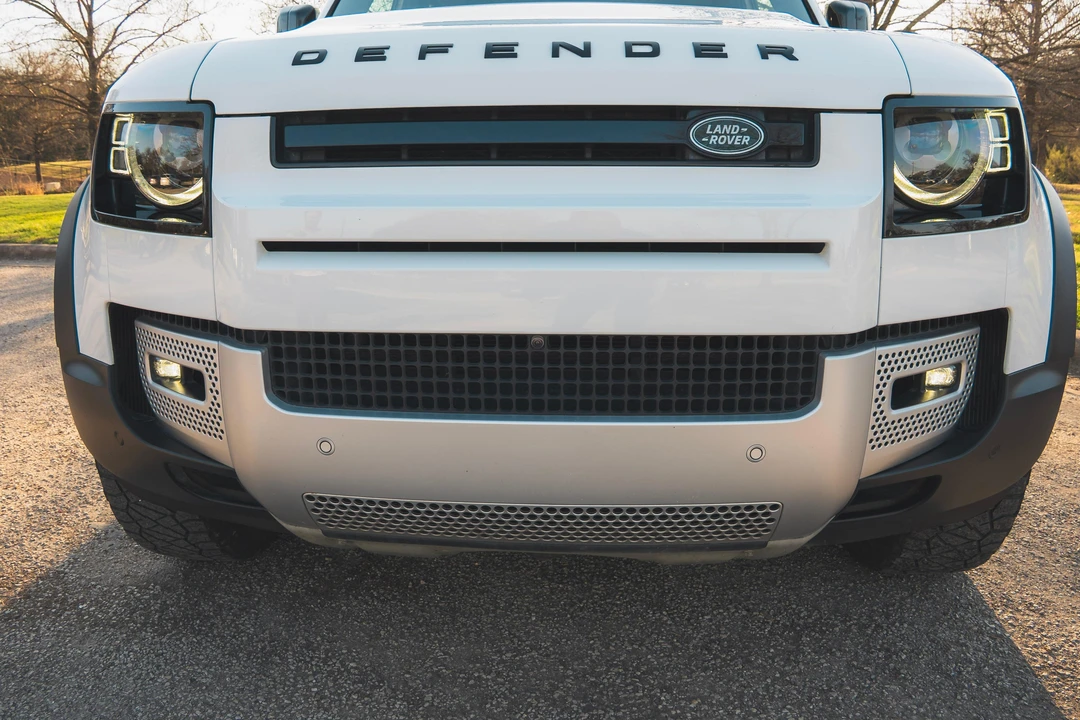 2022 Land Rover Defender L663 - Image 26 of 31