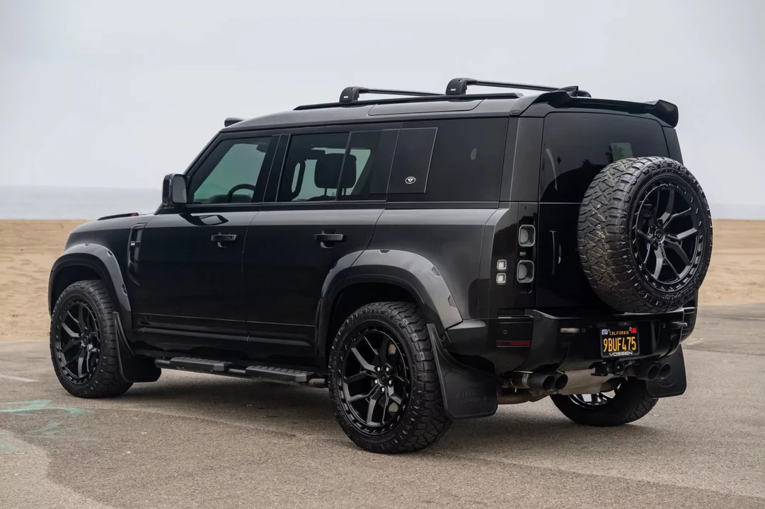 2022 Land Rover Defender L663 - Image 8 of 21