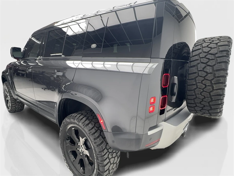 2022 Land Rover Defender L663 - Image 10 of 12