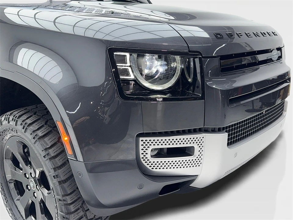 2022 Land Rover Defender L663 - Image 3 of 12