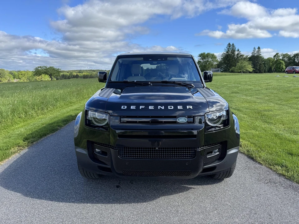 2022 Land Rover Defender L663 - Image 5 of 31