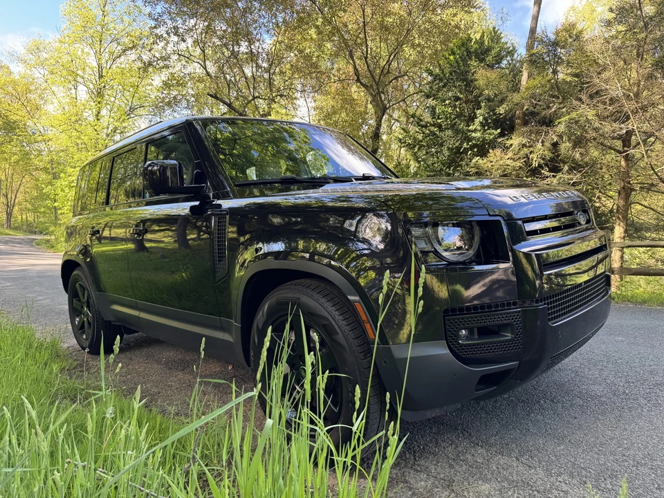 2022 Land Rover Defender L663 - Image 18 of 31
