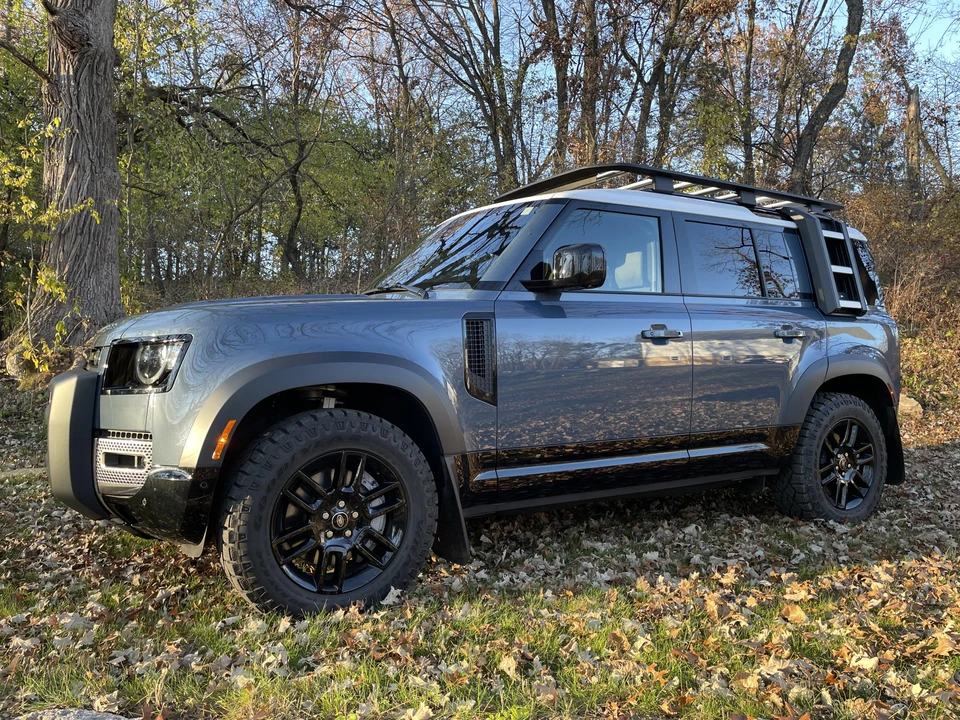 2022 Land Rover Defender L663 - Image 15 of 31
