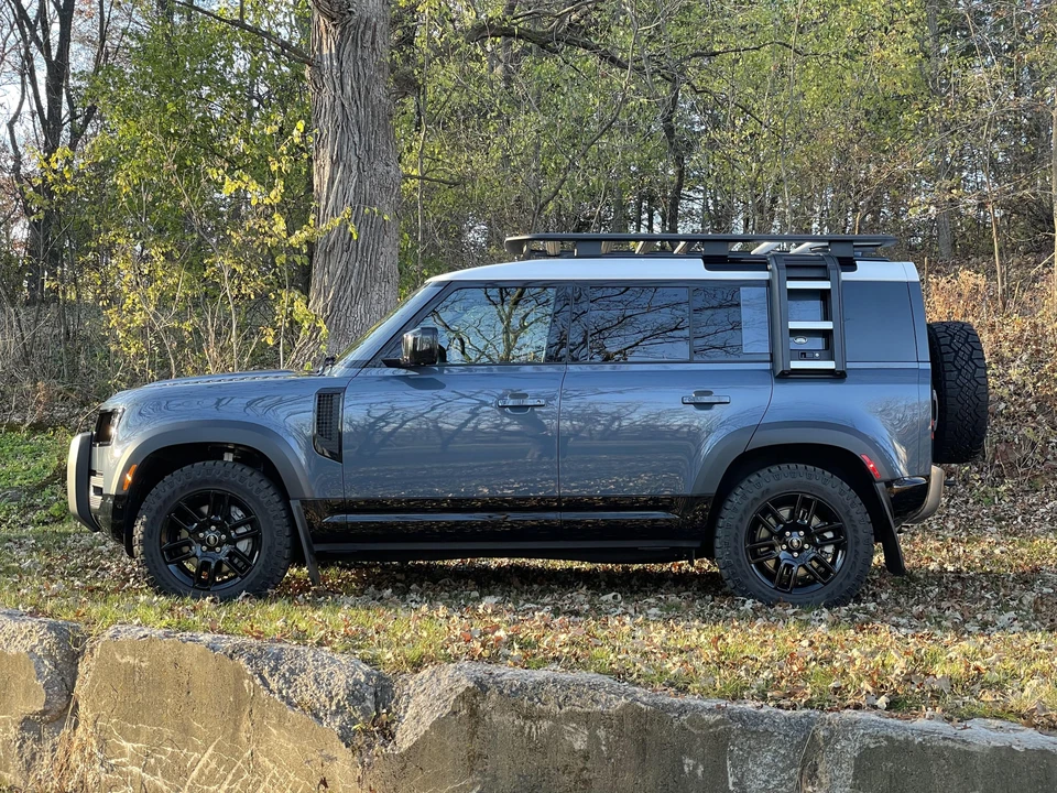 2022 Land Rover Defender L663 - Image 16 of 31