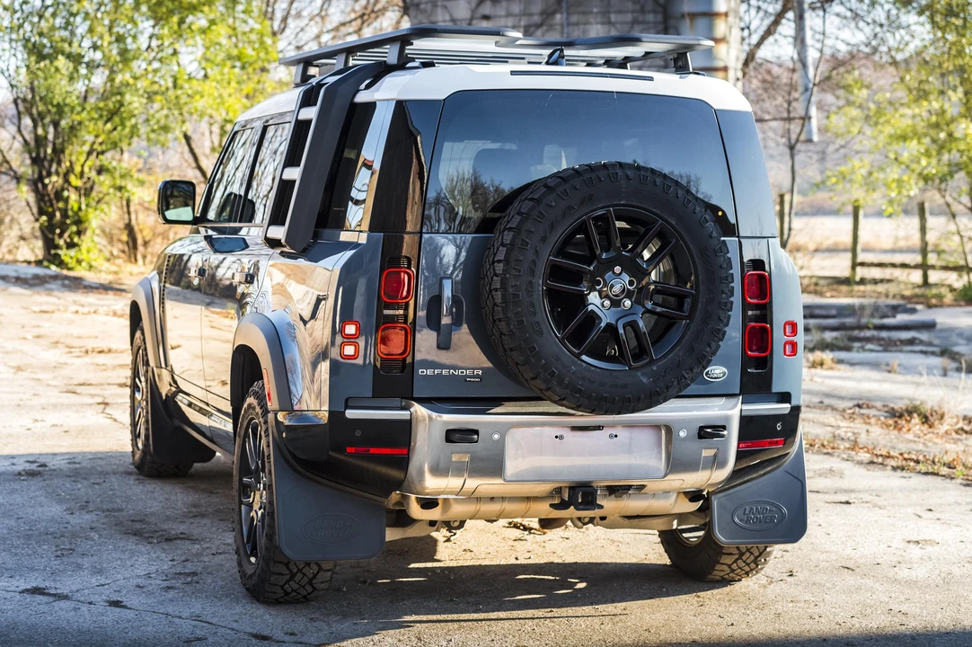 2022 Land Rover Defender L663 - Image 19 of 31
