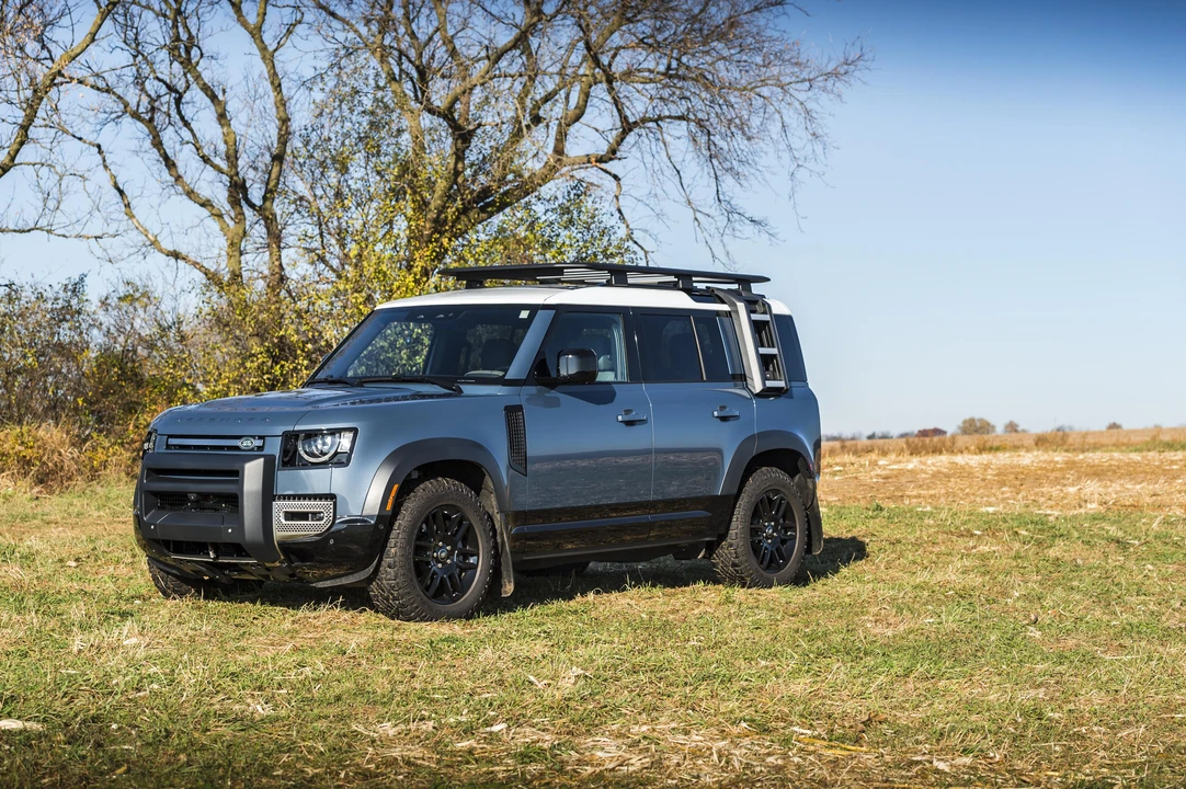2022 Land Rover Defender L663 - Image 14 of 31