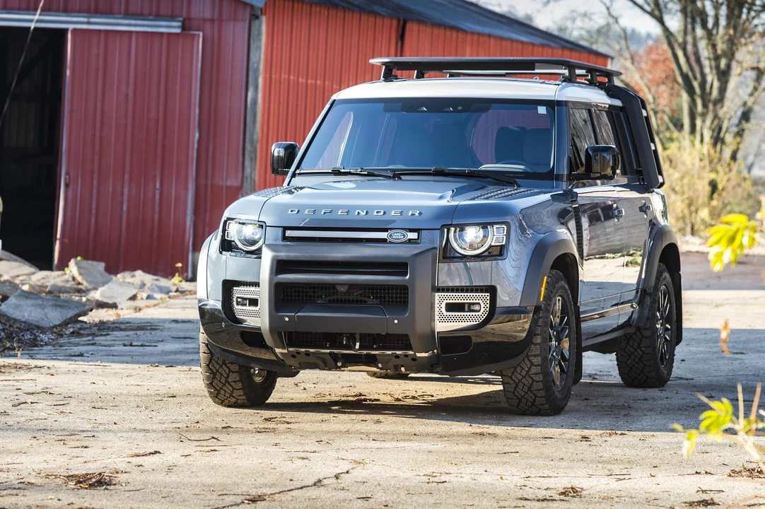 2022 Land Rover Defender L663 - Image 8 of 31