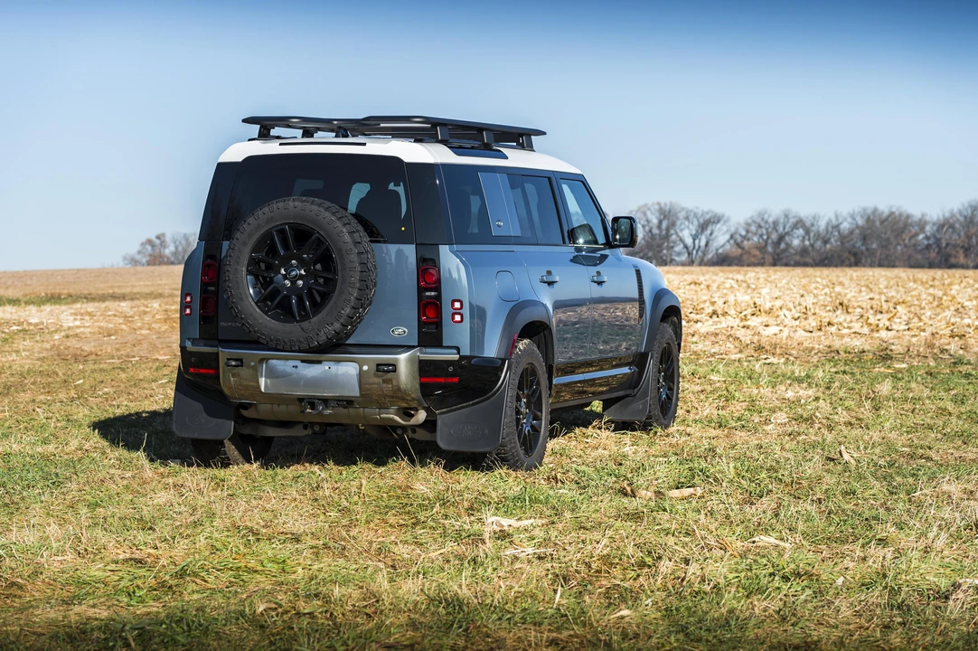 2022 Land Rover Defender L663 - Image 21 of 31