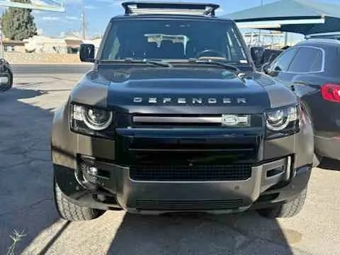 2022 Land Rover Defender 110 SE Sport Utility 4D