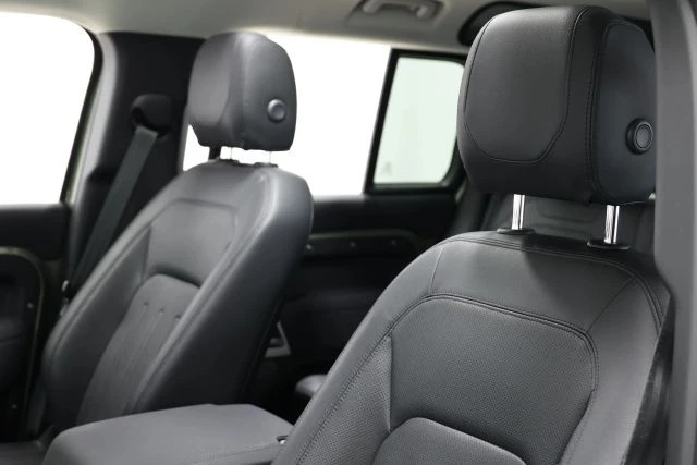 2022 Land Rover Defender L663 - Image 15 of 21