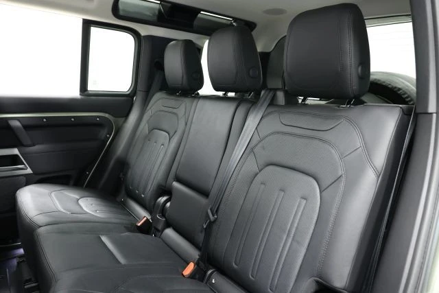 2022 Land Rover Defender L663 - Image 3 of 21